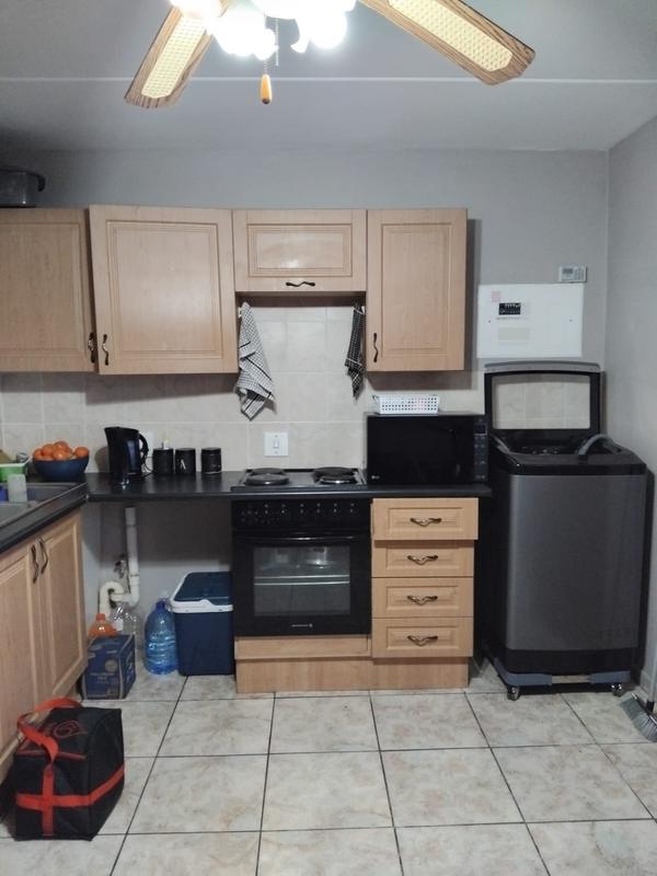 To Let 1 Bedroom Property for Rent in Dassie Rand North West